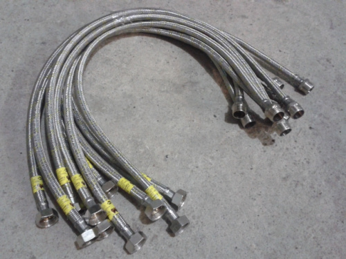 *Подводка нерж. газ.40см