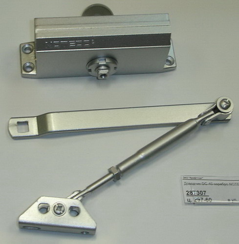 Доводчик NOTEDO DC-040 (сереб.)